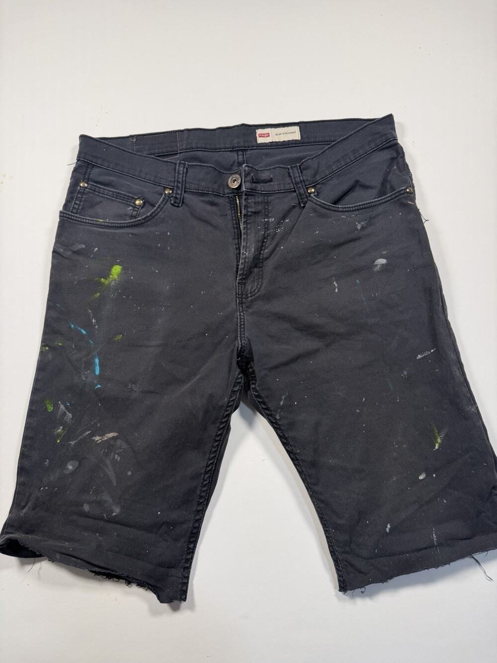 Men’s Black Size 32 Super Grunge Street Style Slim fit Wrangler Cutoff Shorts